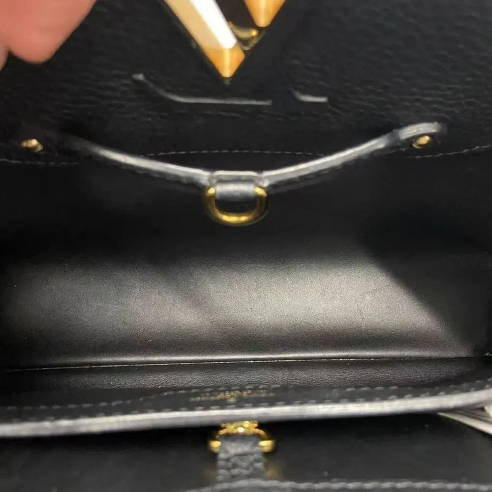 Louis Vuitton Women Pre-Loved Bag Very Good Condition